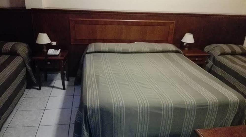 Hotel Cinecitta Roma